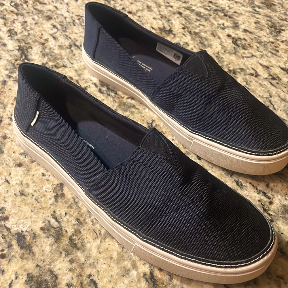 Toms Parker Black Textured Woven Slip On Sneakers size 9.5